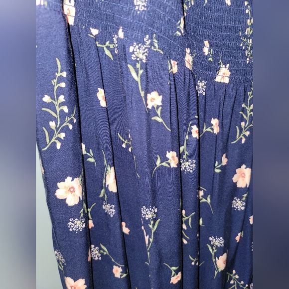 NEW NWOT Plus Size Old Navy Cami Smocked Flowered Sundress Sz XXL Sixe 20 - Picture 6 of 7